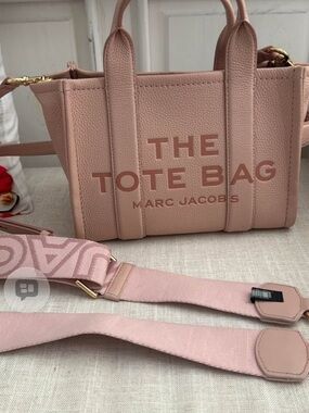 Marc Jacobs Pink Pebbled Leather The Tote Bag with Branded Strap